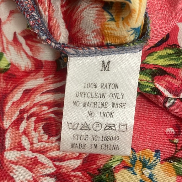 Color block short sleeve shirt with denim and floral print - Picture 9 of 10